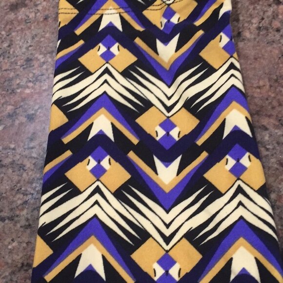 TC NWOT LuLaRoe Leggings H03 4372 - Picture 2 of 3